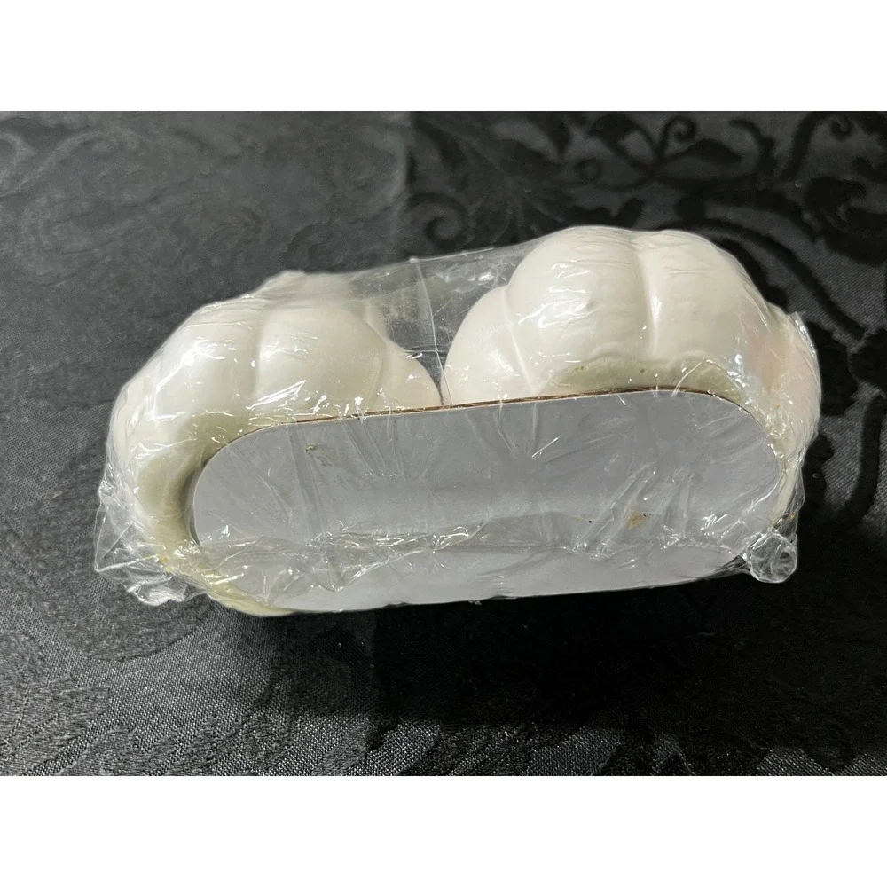 White Ceramic Pumpkin Gourd Salt Pepper Shakers Harvest Fall Decor Thanksgiving